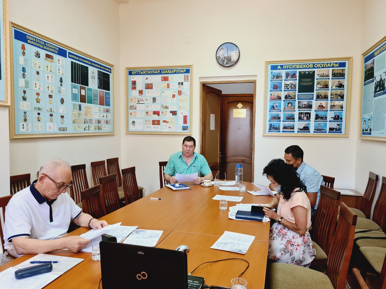 Разработка Краткой истории Казахстана для иностранной аудитории: методология и принципы организации работы